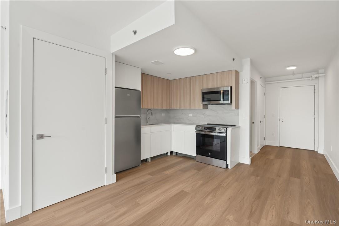 10 Lyon Place # 3J, White Plains, NY 10601