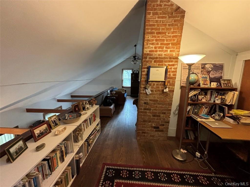 123 Plains Road, New Paltz, NY 12561