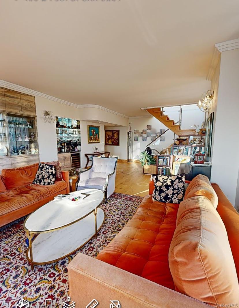 400 east 70 street Street # 3501, New York (Manhattan), NY 10021