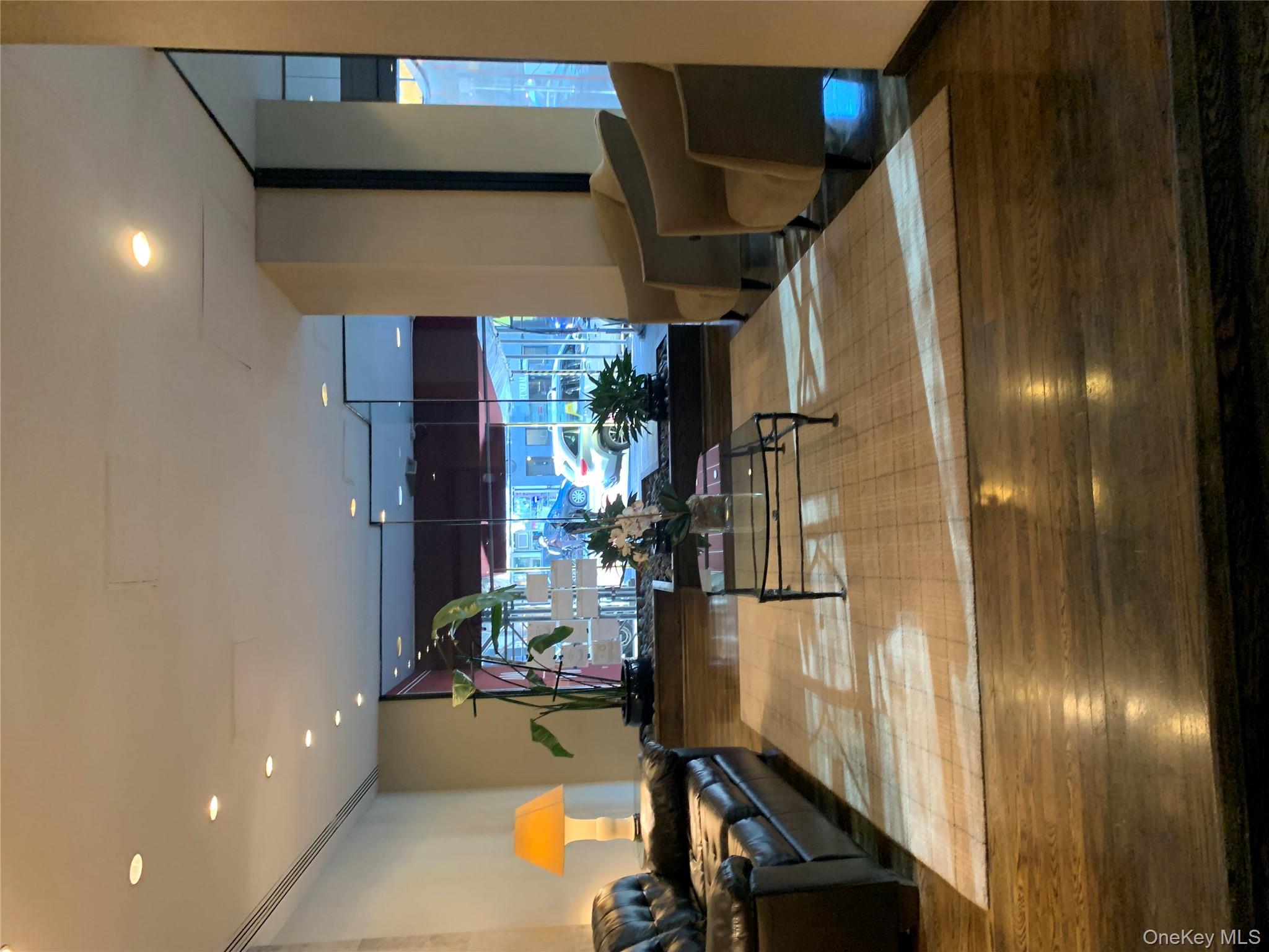 400 east 70 street Street # 3501, New York (Manhattan), NY 10021