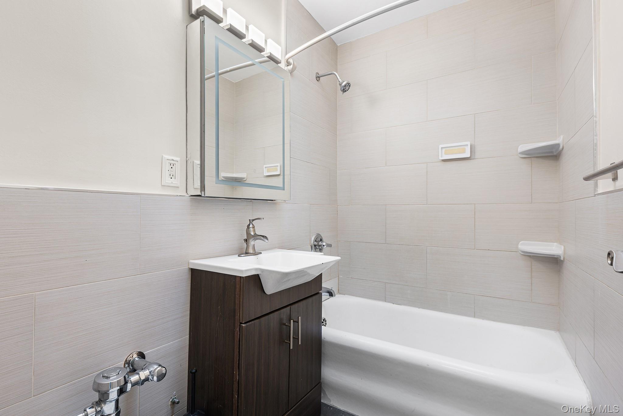 20 N Broadway # B306, White Plains, NY 10601