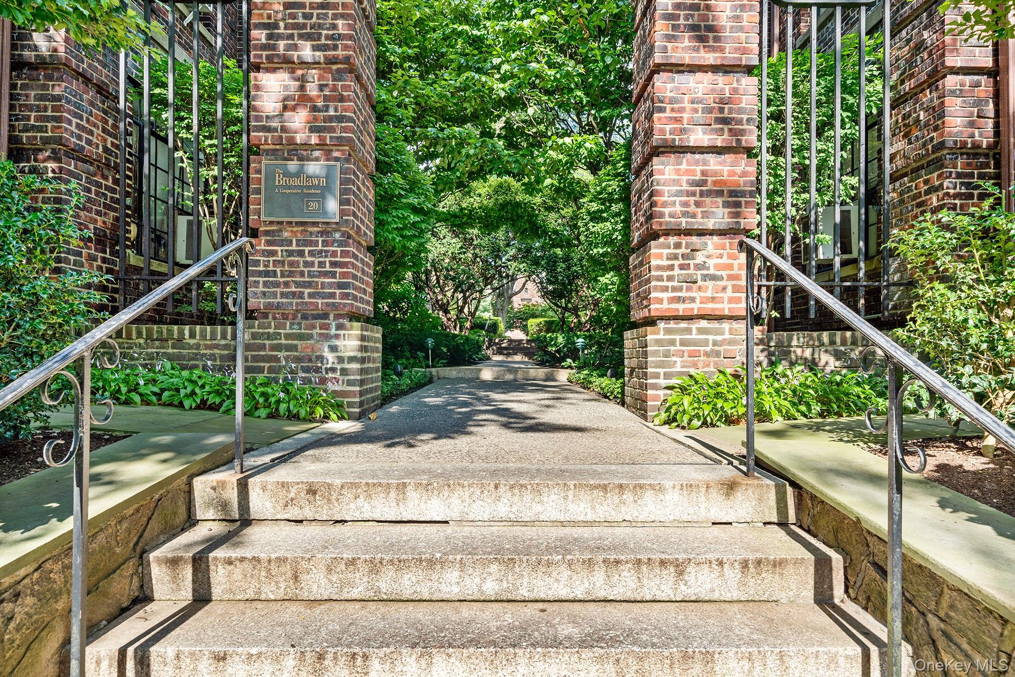 20 N Broadway # B306, White Plains, NY 10601