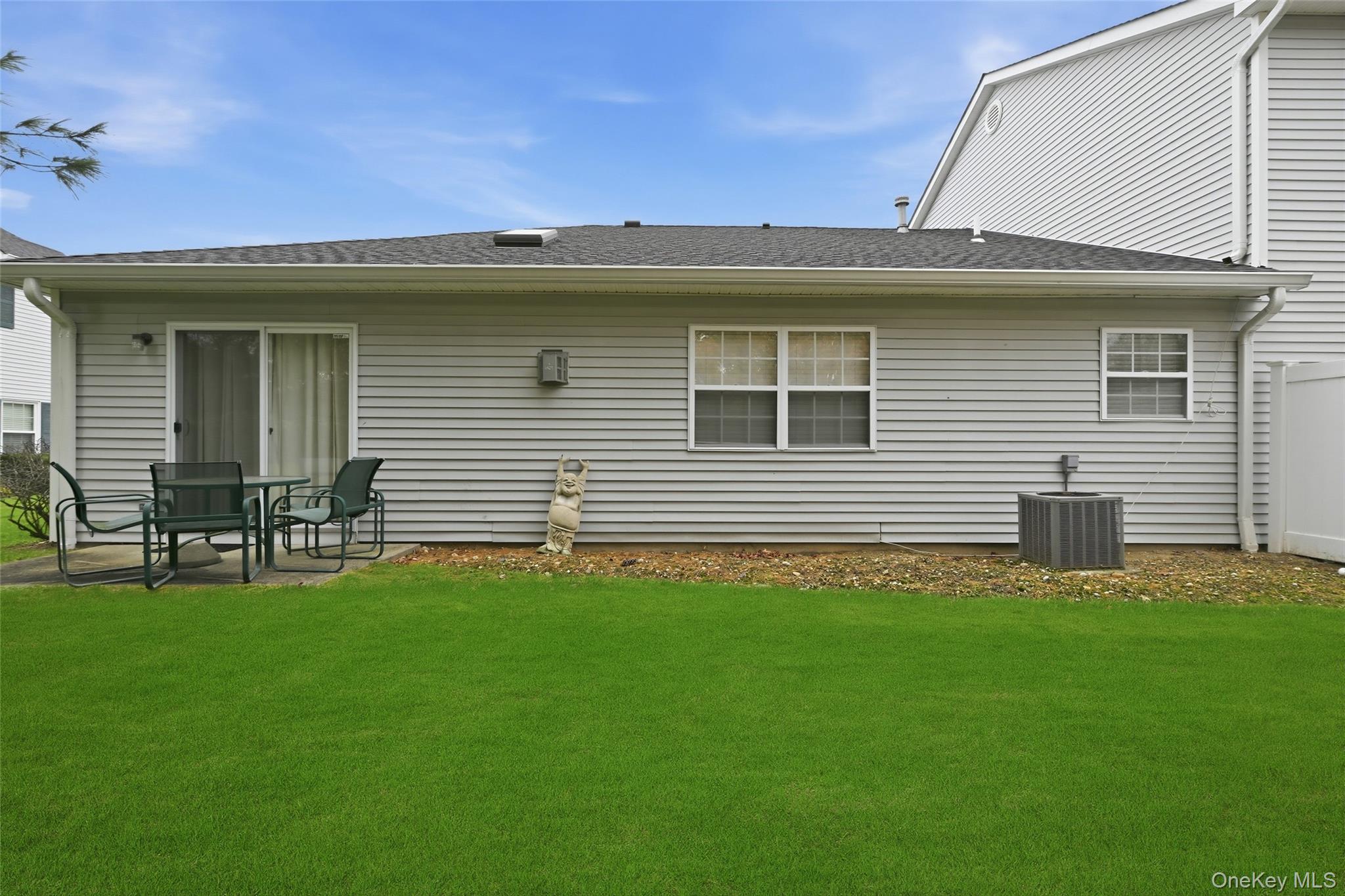 12 Merrimack Road, Hauppauge, NY 11787