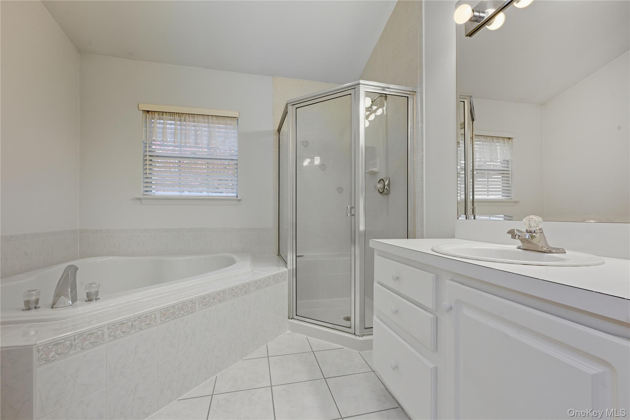 12 Merrimack Road, Hauppauge, NY 11787