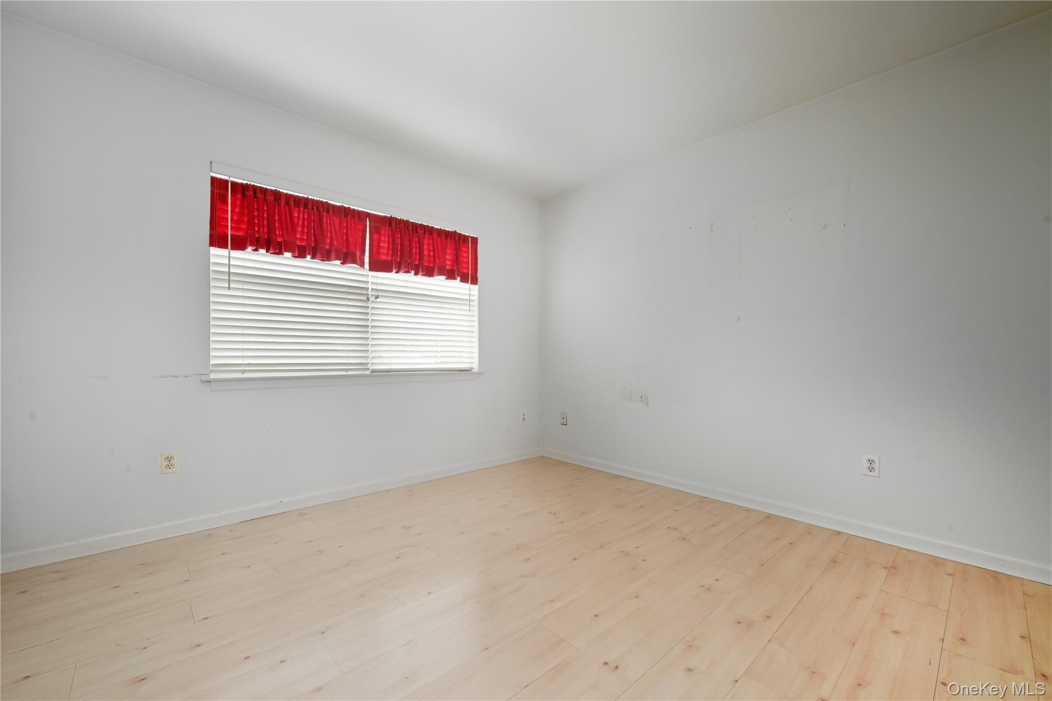 12 Merrimack Road, Hauppauge, NY 11787