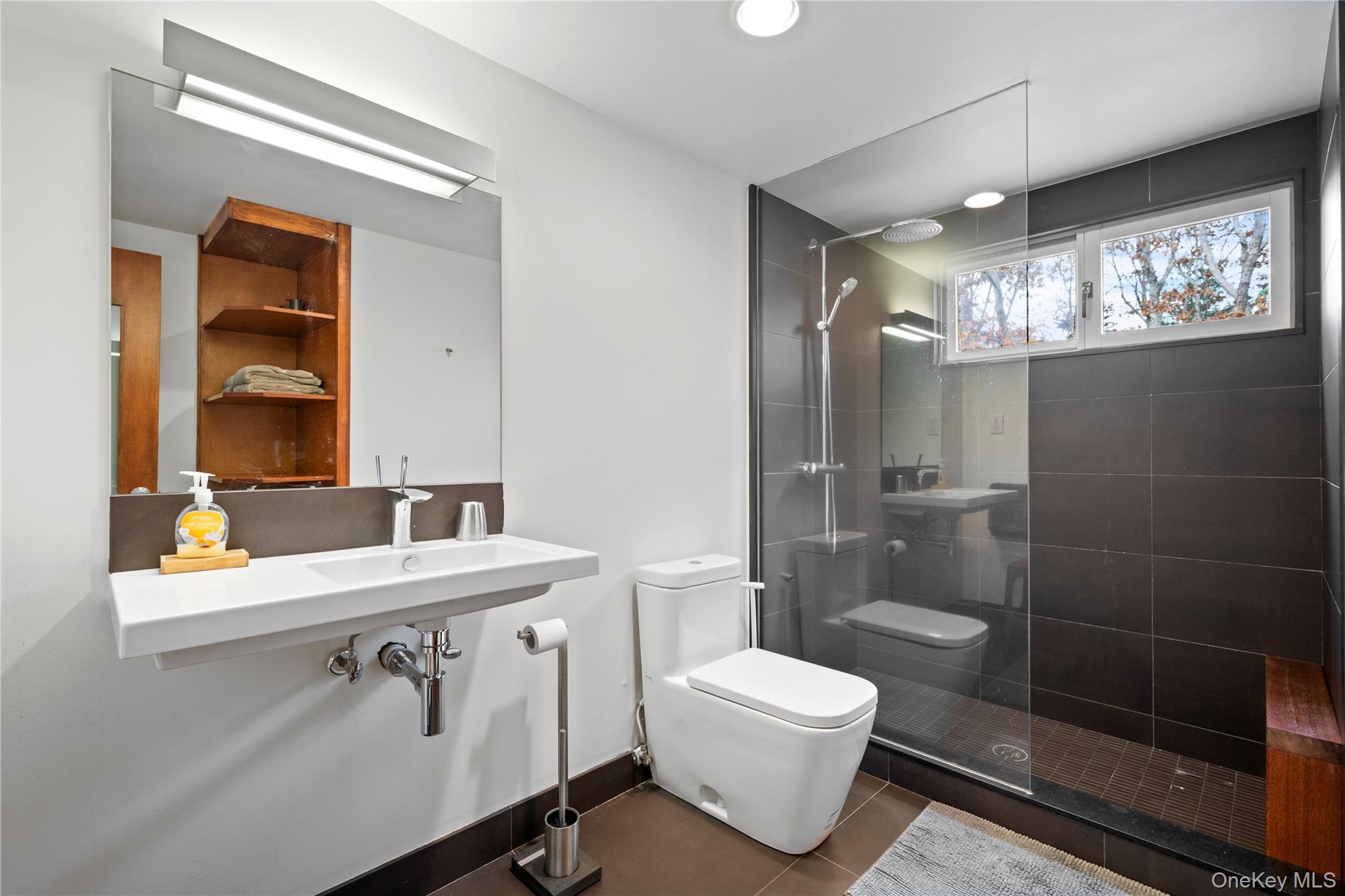 23 Scrimshaw Lane, Amagansett, NY 11930