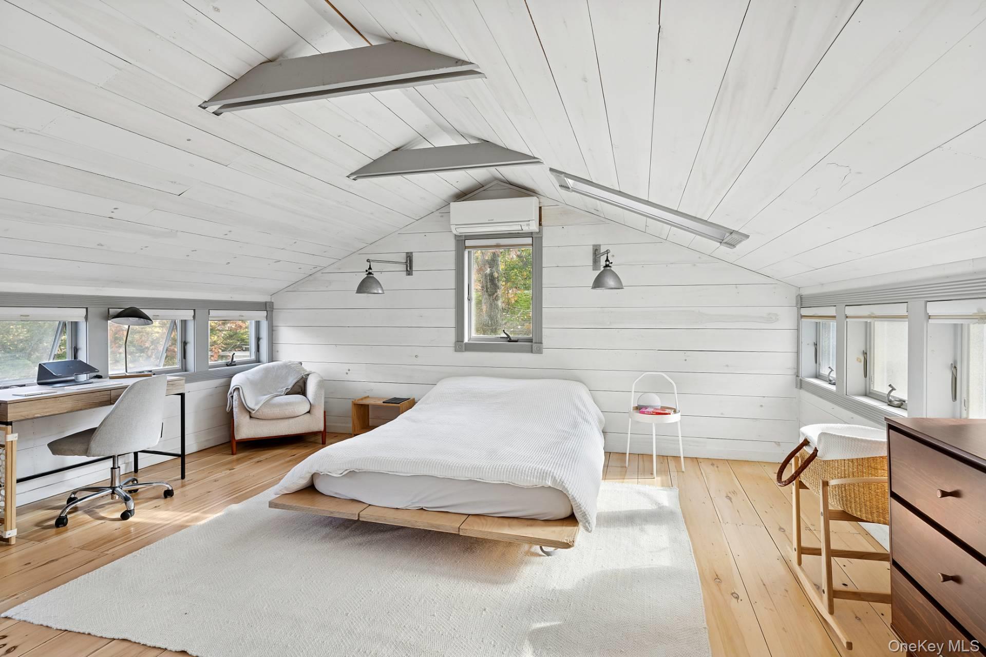 72 Richardson Avenue, East Hampton, NY 11937