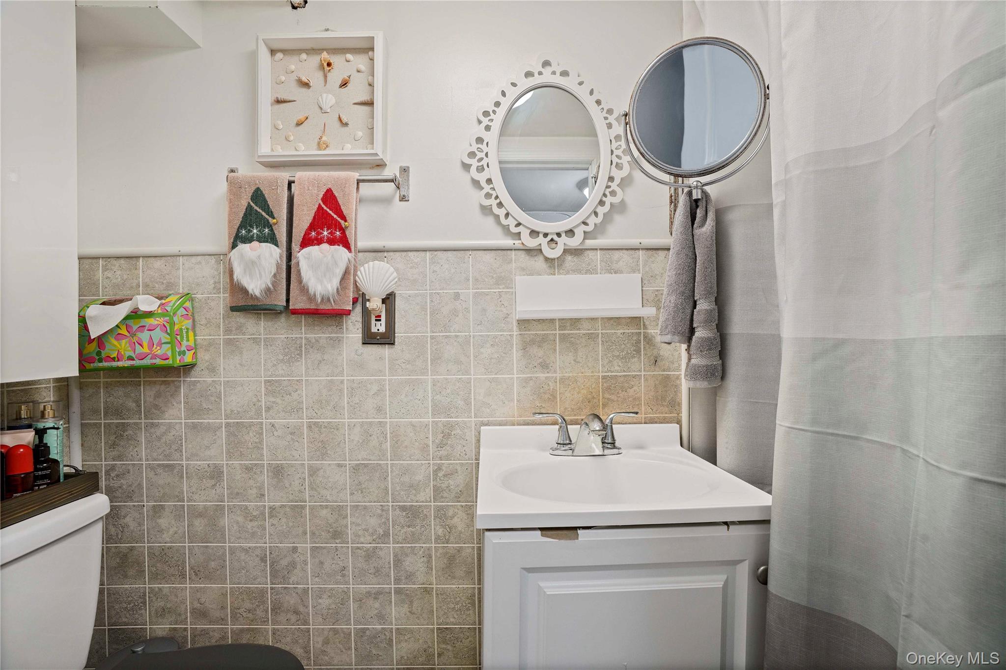 48 Gotham Avenue, Brooklyn, NY 11229