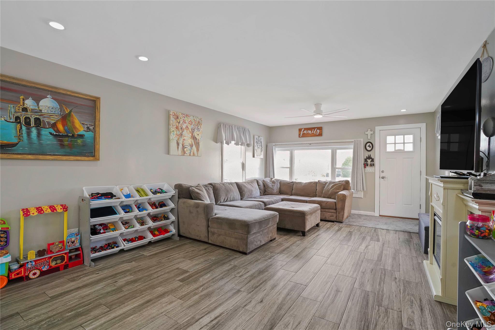 48 Gotham Avenue, Brooklyn, NY 11229