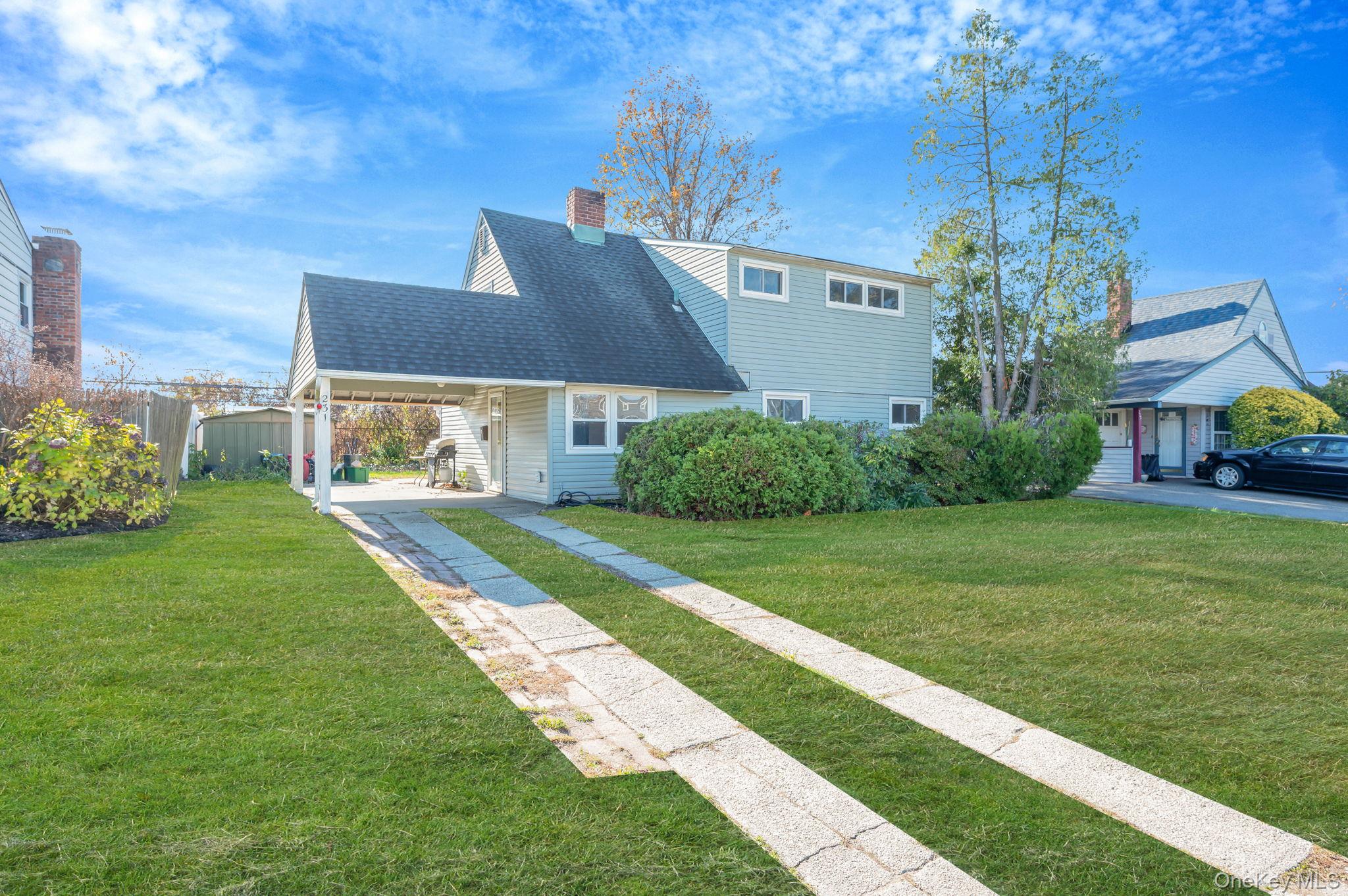 231 Blacksmith Road S, Levittown, NY 11756