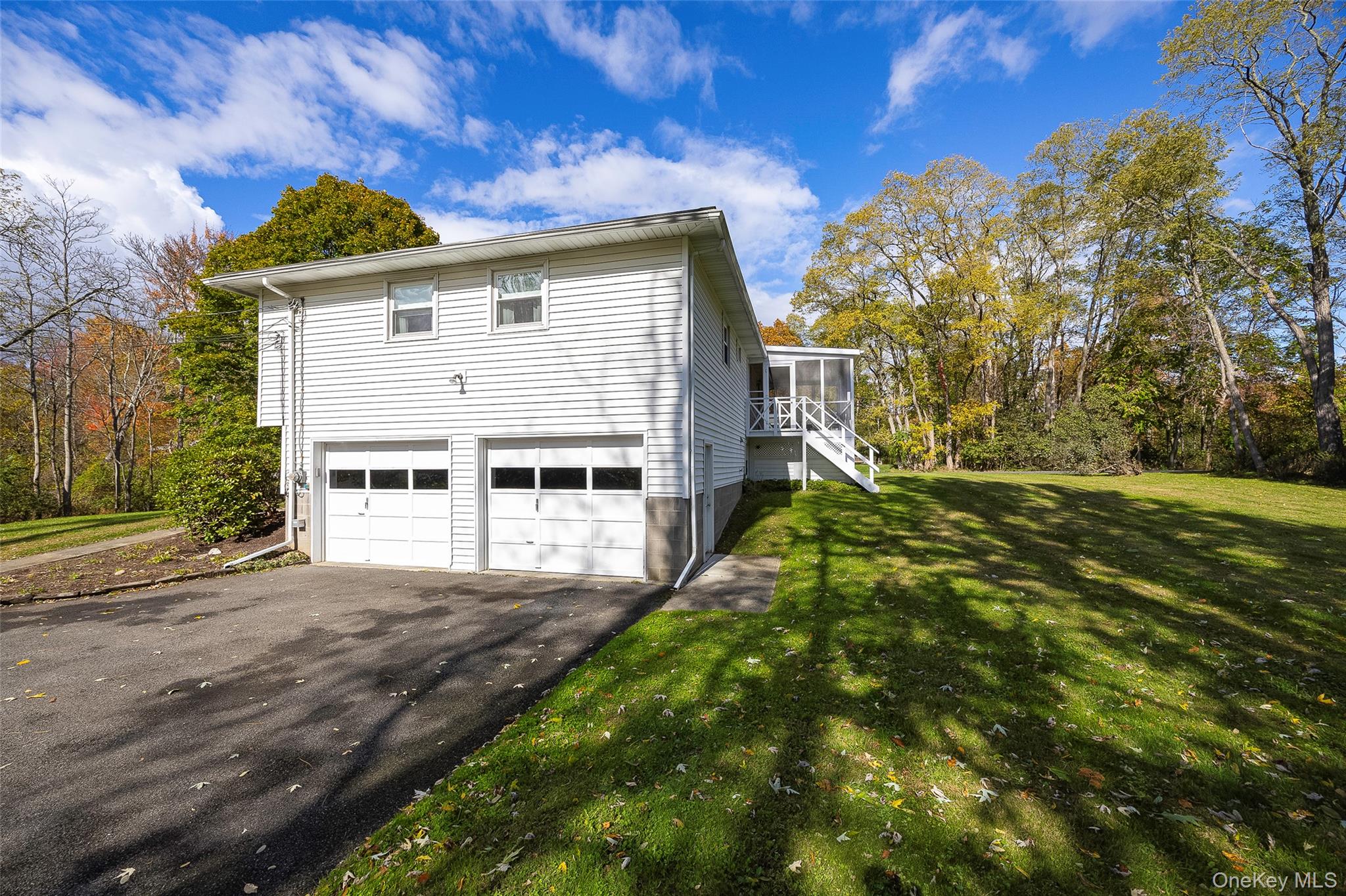 13 Chestnut Street, Red Hook, NY 12571