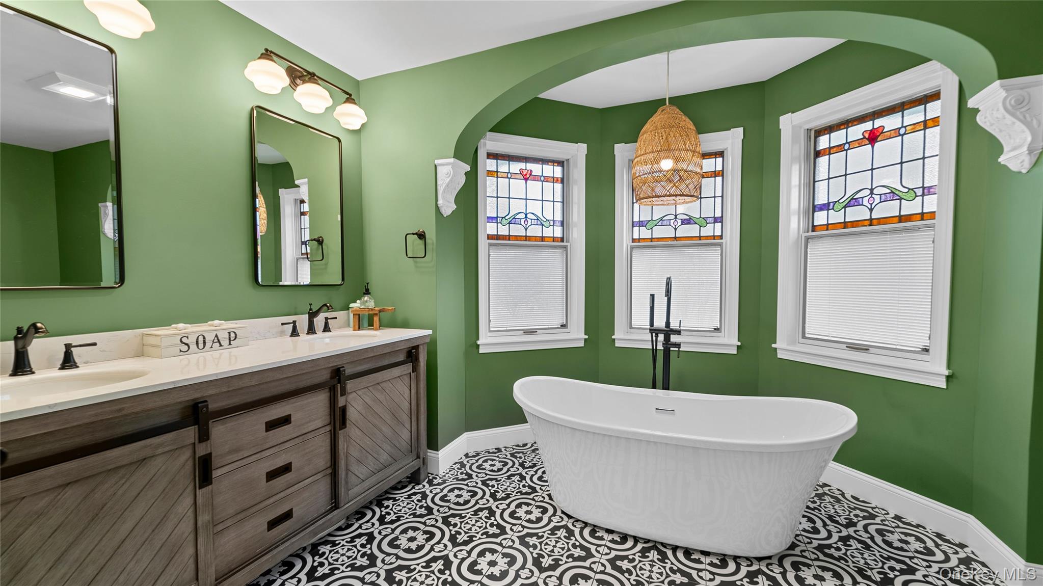 1055 Bridge Pointe Lane, Yorktown Heights, NY 10598