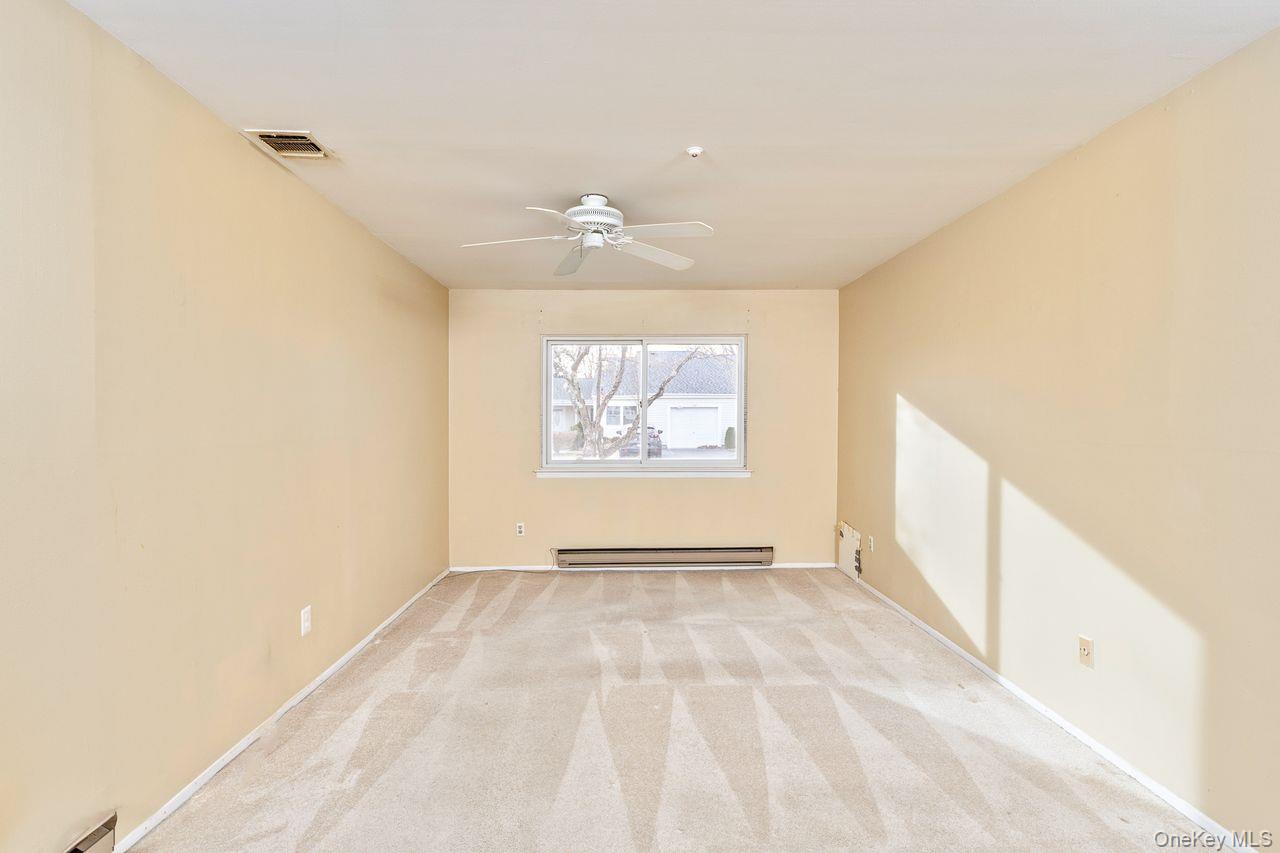 705 Cabot Court W, Saint James, NY 11780