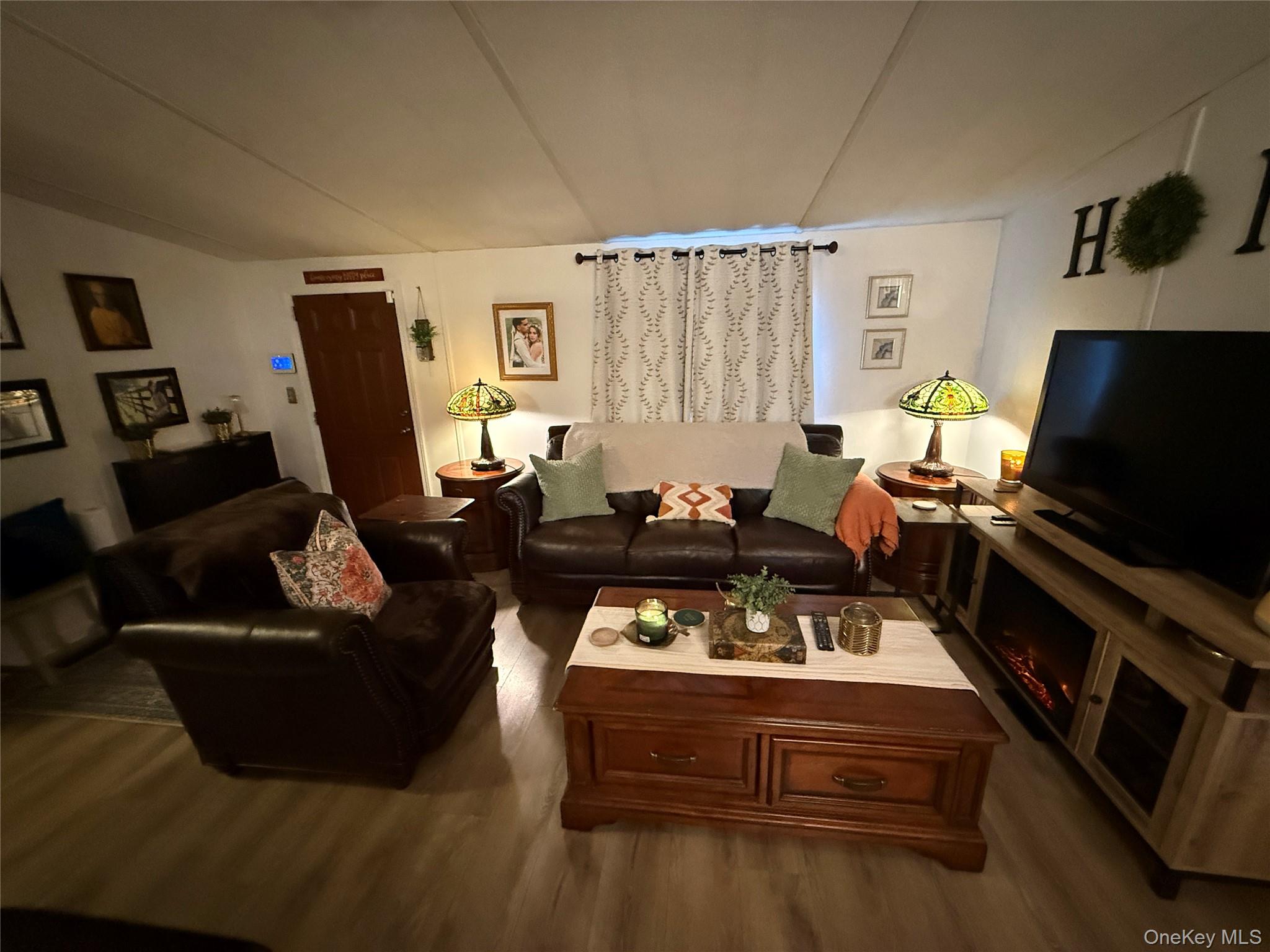 125 King George Drive, New Windsor, NY 12553