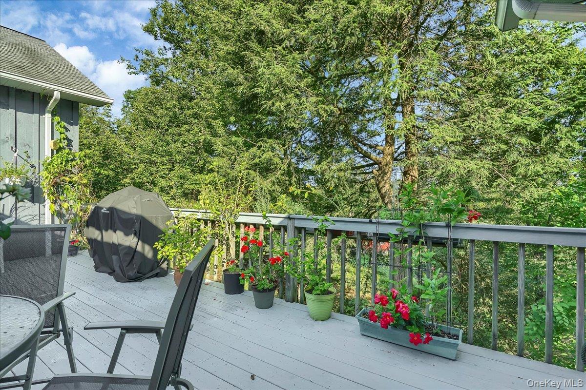 20 Overlook Drive, Call Listing Agent, PA 18405