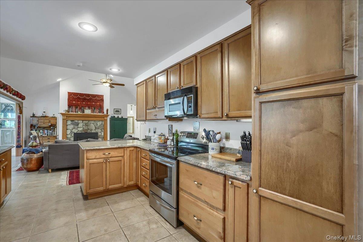 20 Overlook Drive, Call Listing Agent, PA 18405