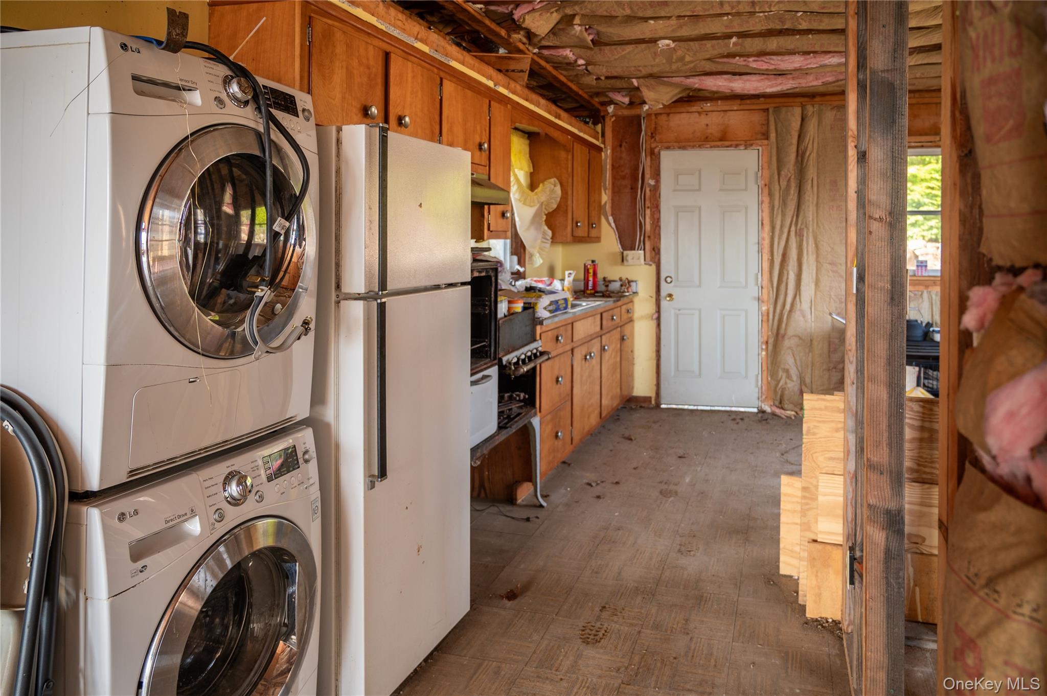 9 Deer Trail S, Greenwood Lake, NY 10925