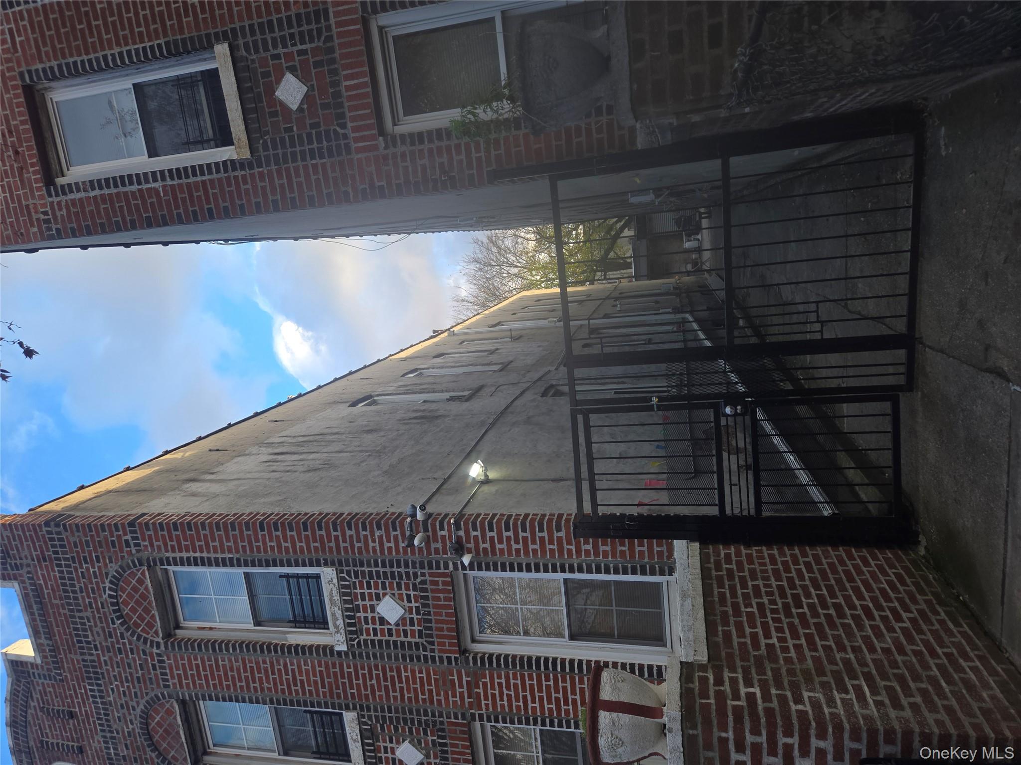 1136 Saint Marks Avenue # 4, Brooklyn, NY 11213