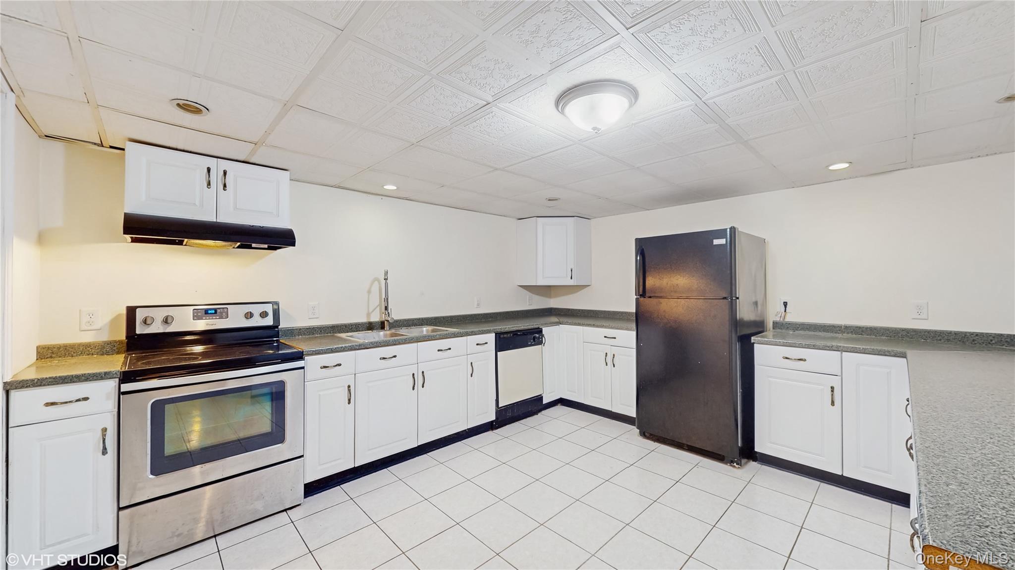 3 Caledonia Circle, Highland Mills, NY 10930