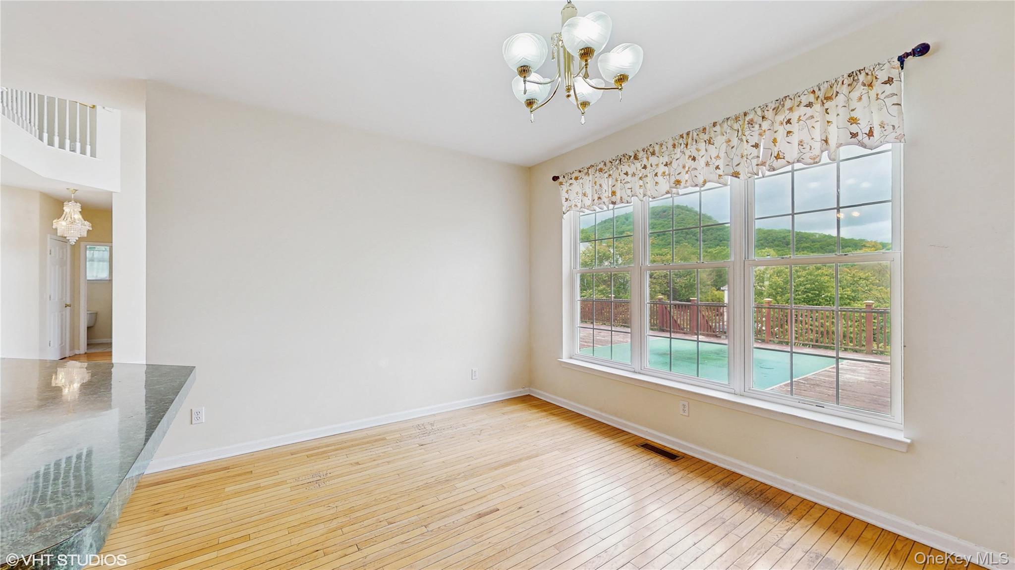 3 Caledonia Circle, Highland Mills, NY 10930