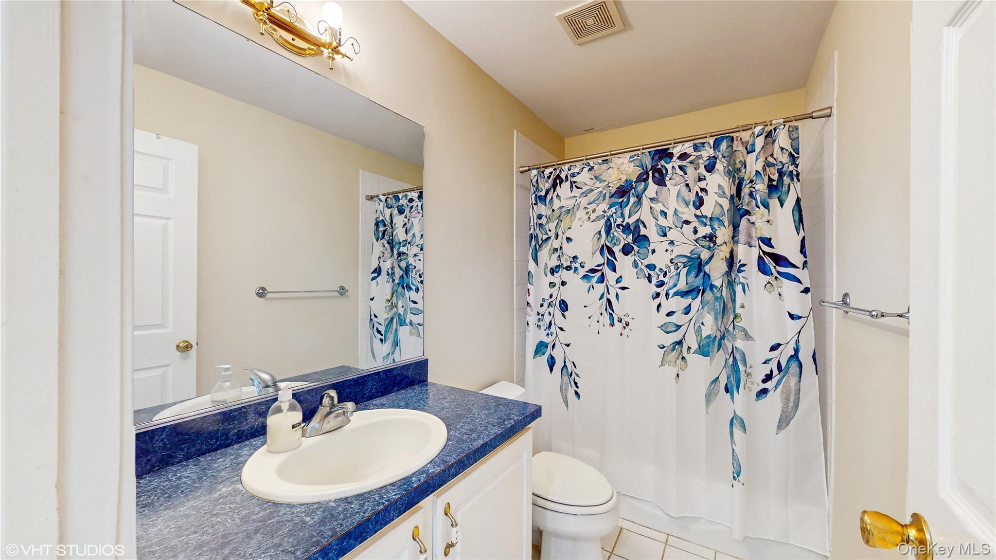 3 Caledonia Circle, Highland Mills, NY 10930