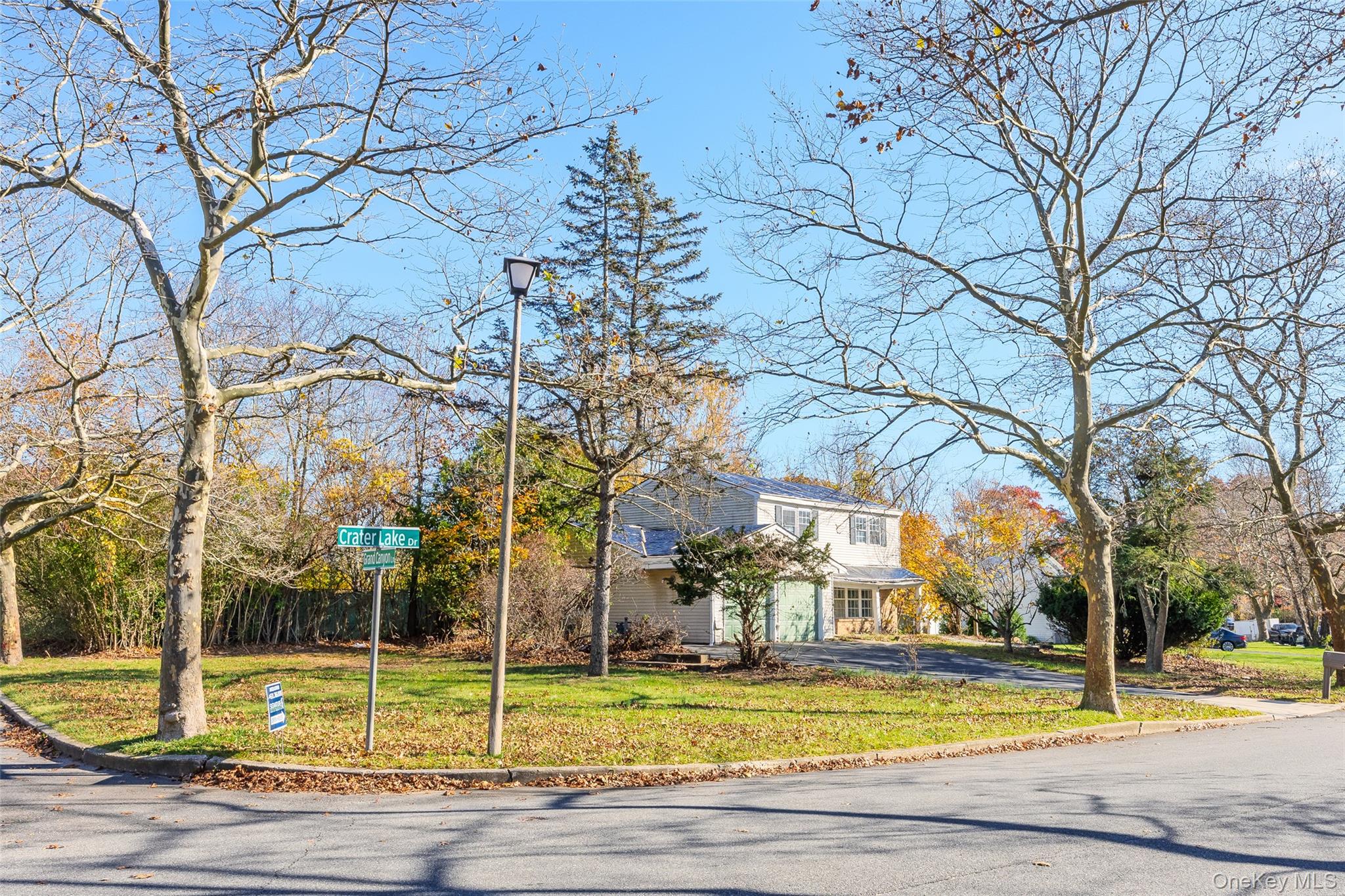 25 Crater Lake Drive, Coram, NY 11727