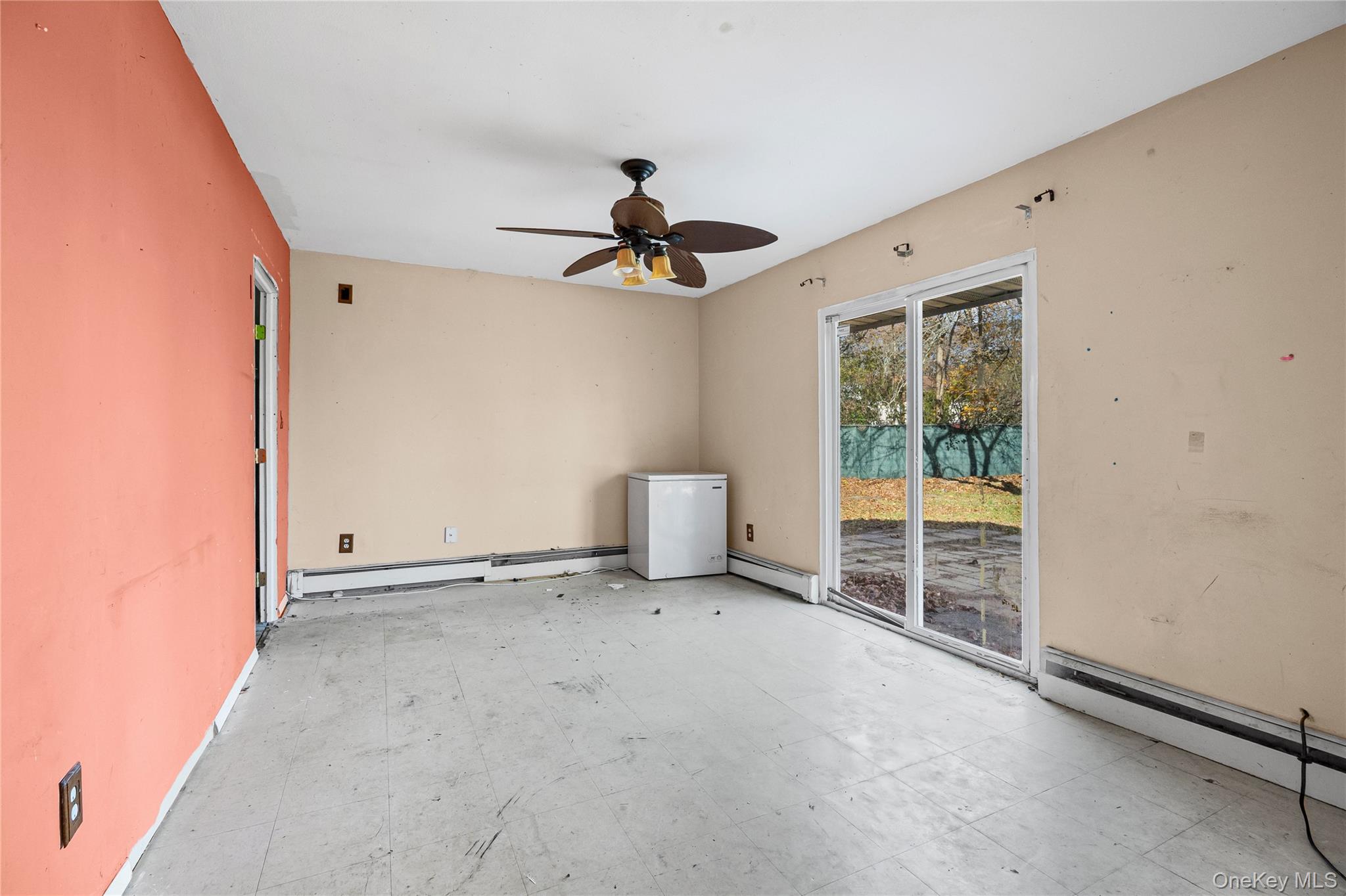 25 Crater Lake Drive, Coram, NY 11727