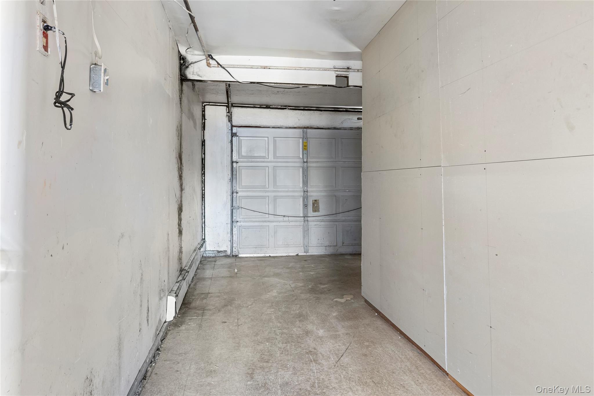 25 Crater Lake Drive, Coram, NY 11727