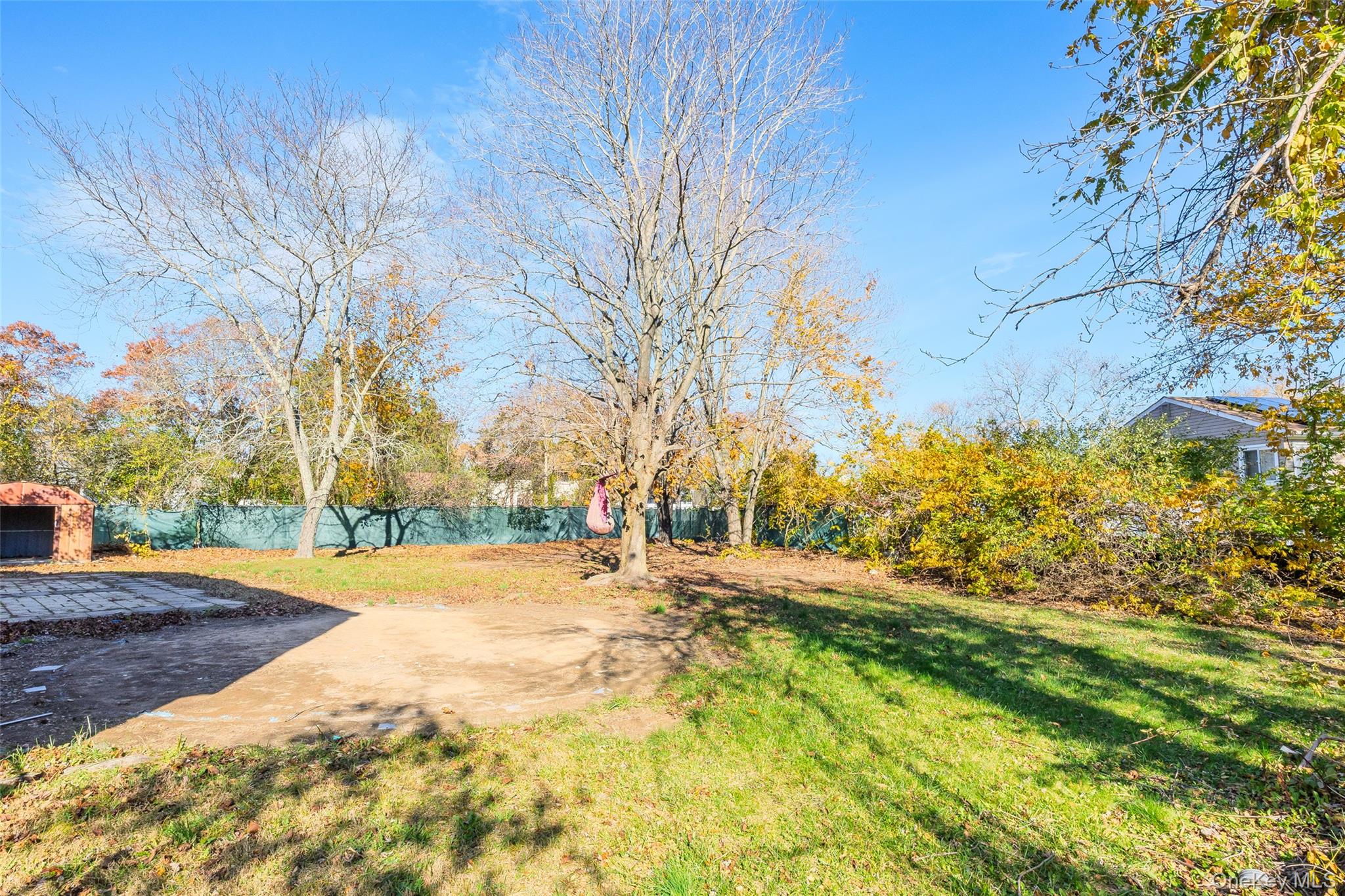 25 Crater Lake Drive, Coram, NY 11727