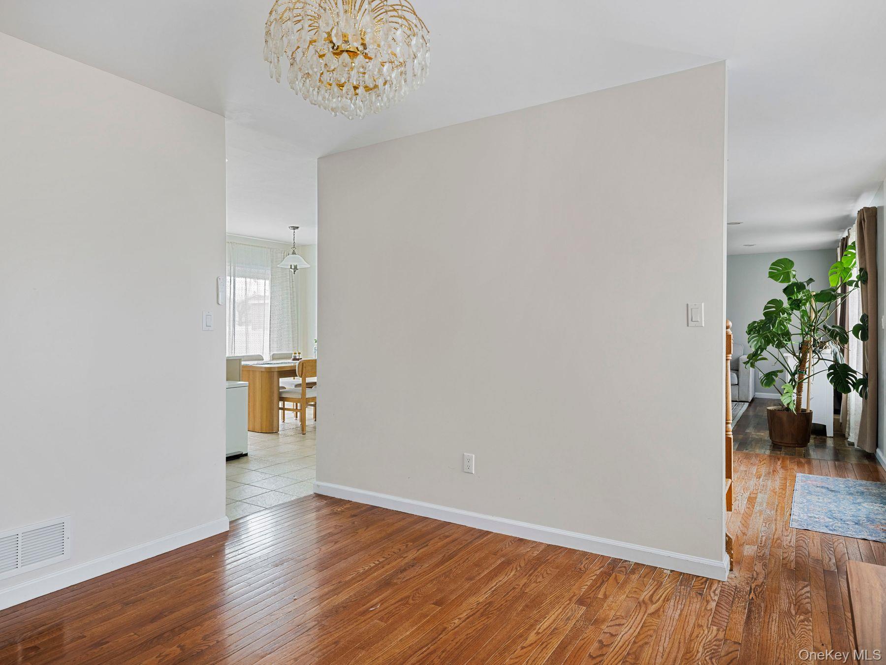 91 Canterbury Drive, Saugerties, NY 12477