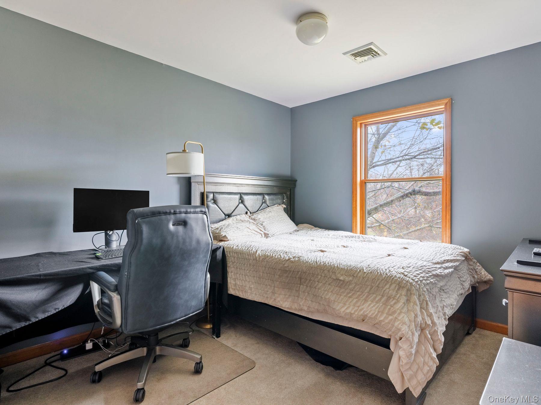 91 Canterbury Drive, Saugerties, NY 12477