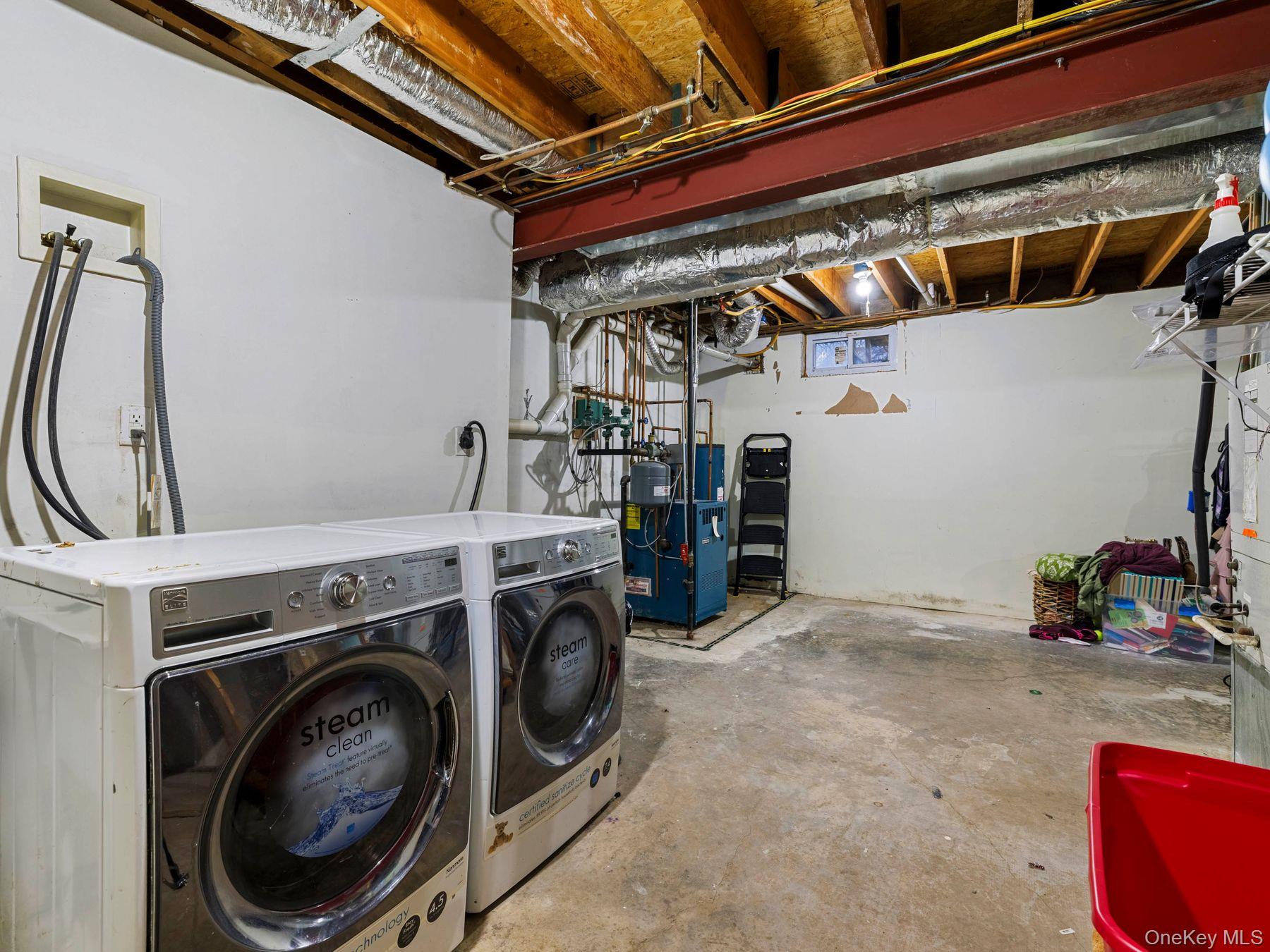 91 Canterbury Drive, Saugerties, NY 12477