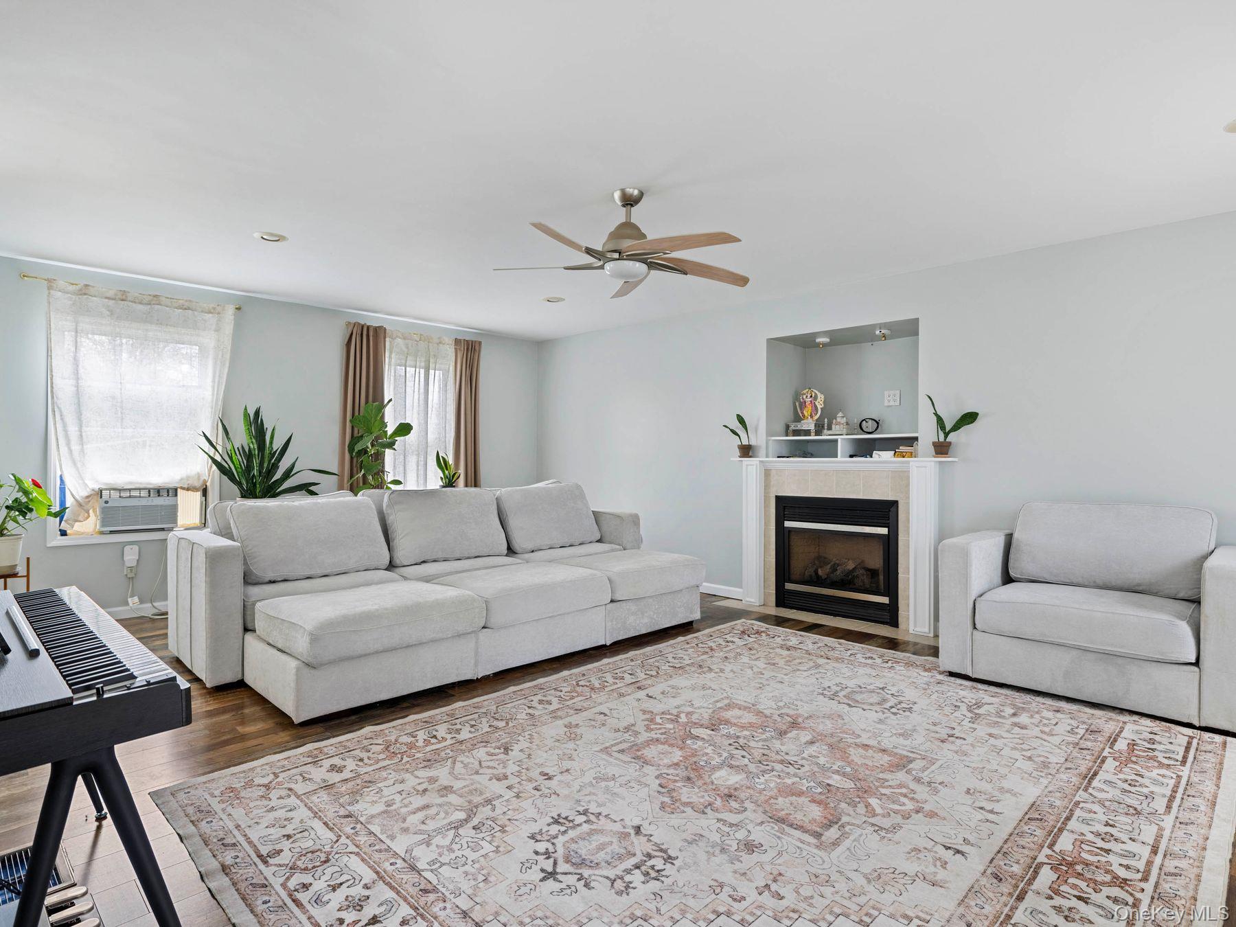 91 Canterbury Drive, Saugerties, NY 12477