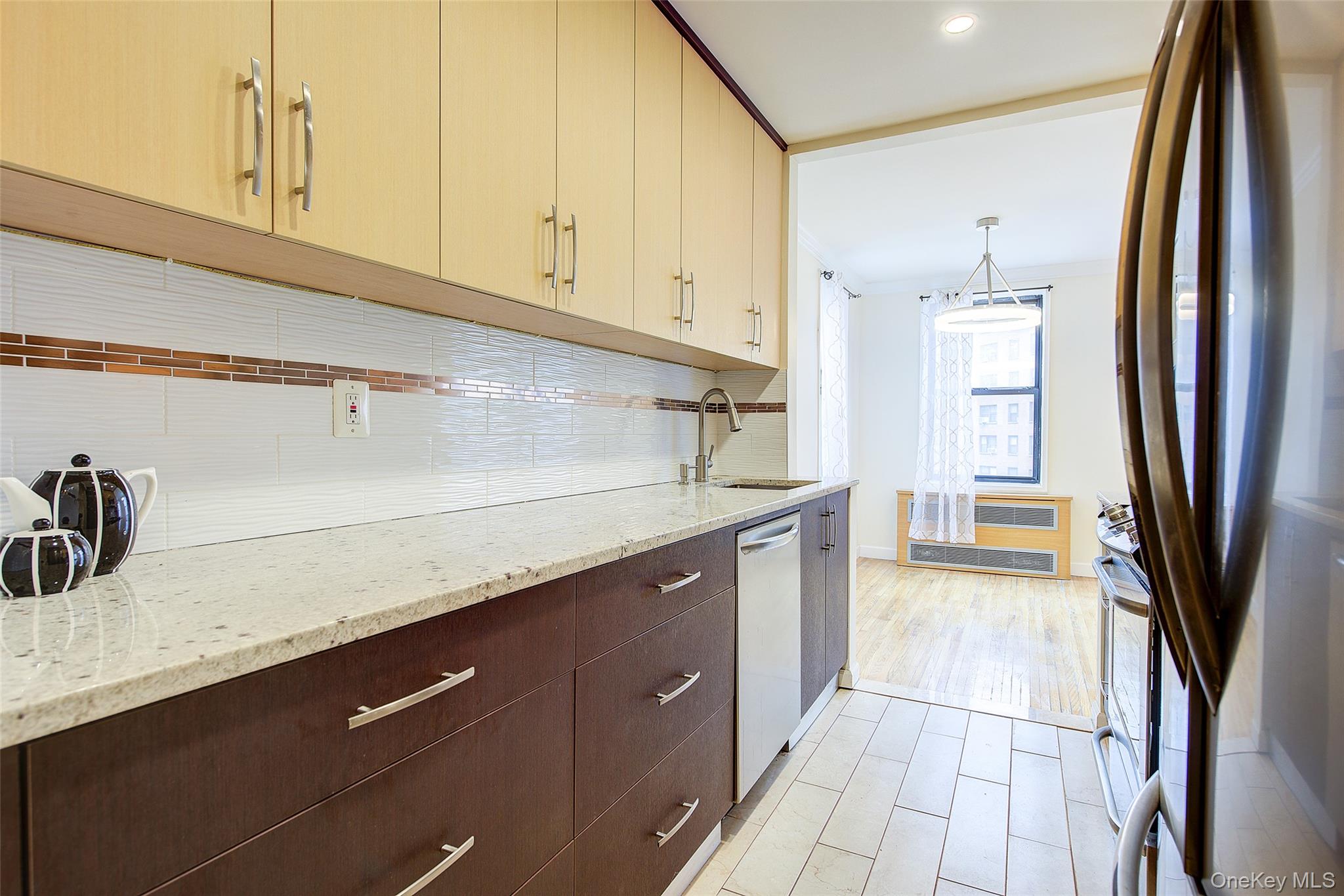 100-25 Queens Boulevard # 7FF, Forest Hills, NY 11375