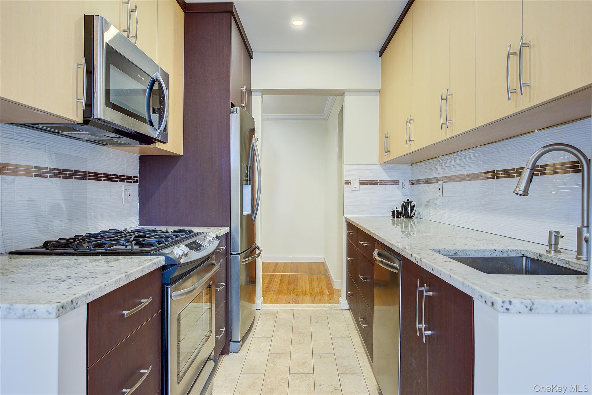 100-25 Queens Boulevard # 7FF, Forest Hills, NY 11375