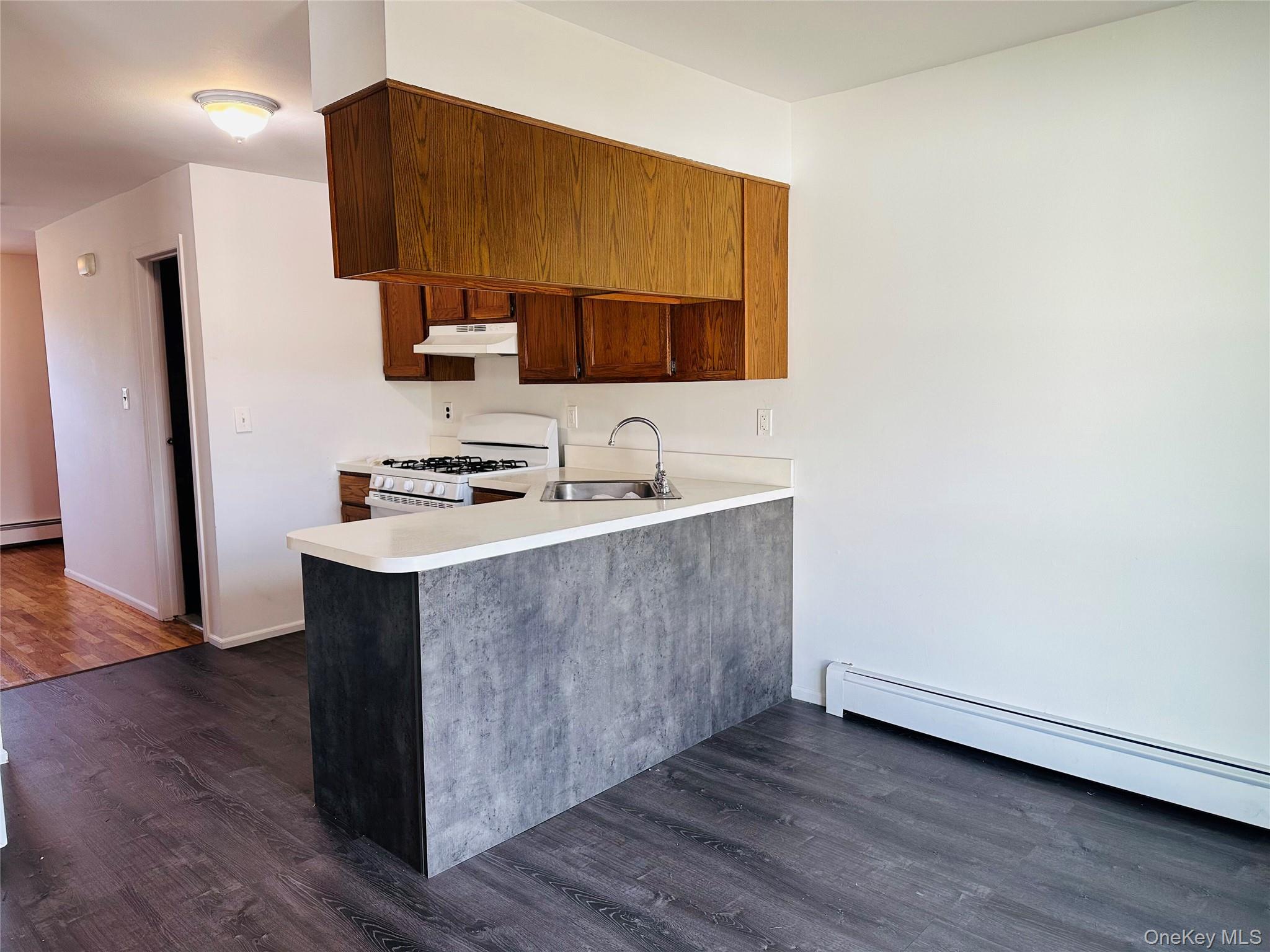 176 A Jackson Avenue, Syosset, NY 11791