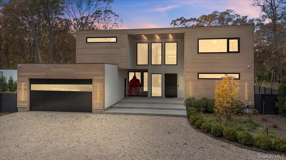 21 Westwood Road, Wainscott, NY 11975