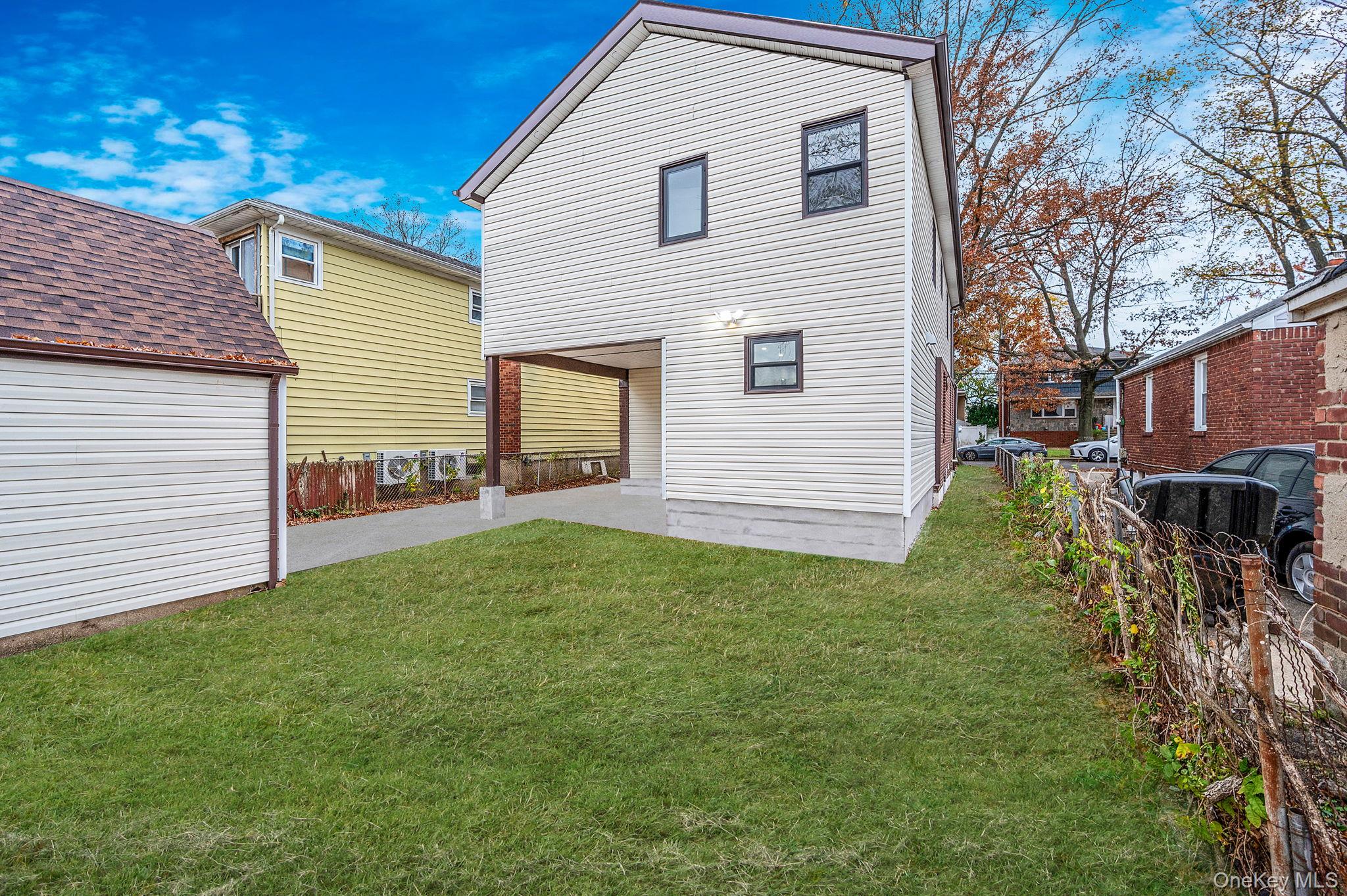 89 Hunnewell Avenue, Elmont, NY 11003