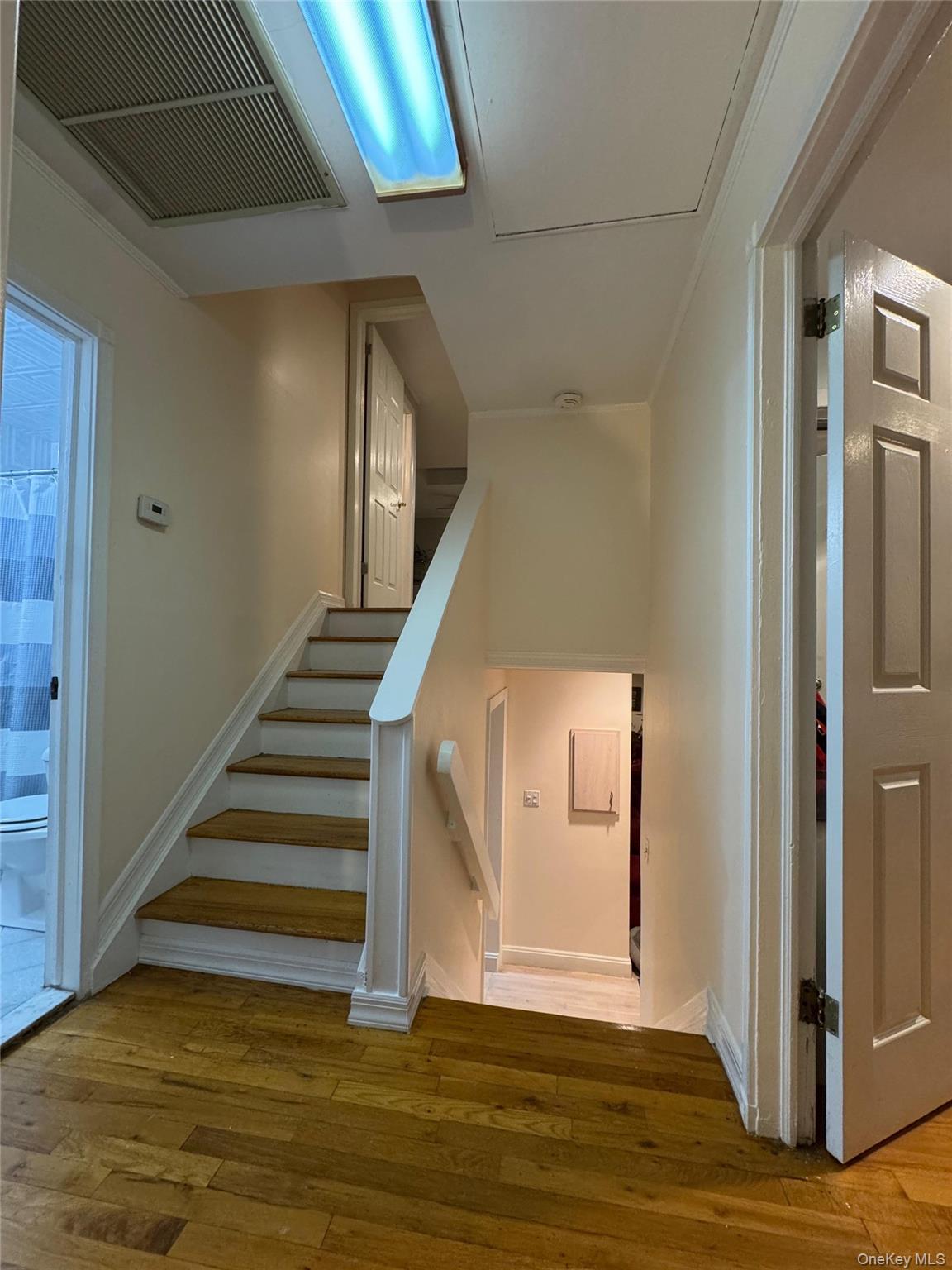 254 Thompson Avenue, Oceanside, NY 11572