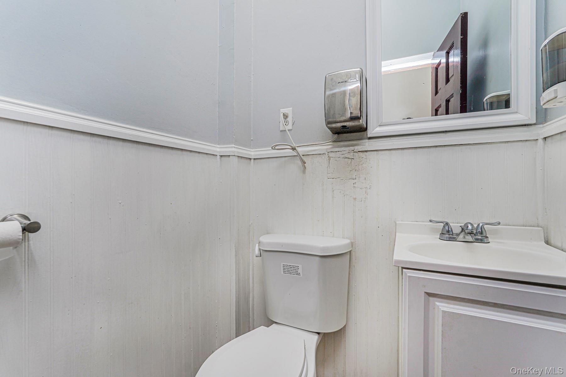 365 Atlantic Avenue, Freeport, NY 11520