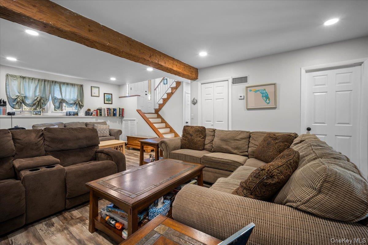 10 Richard Road, Mahopac, NY 10541