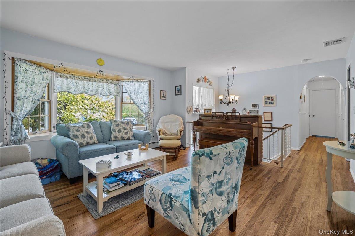 10 Richard Road, Mahopac, NY 10541