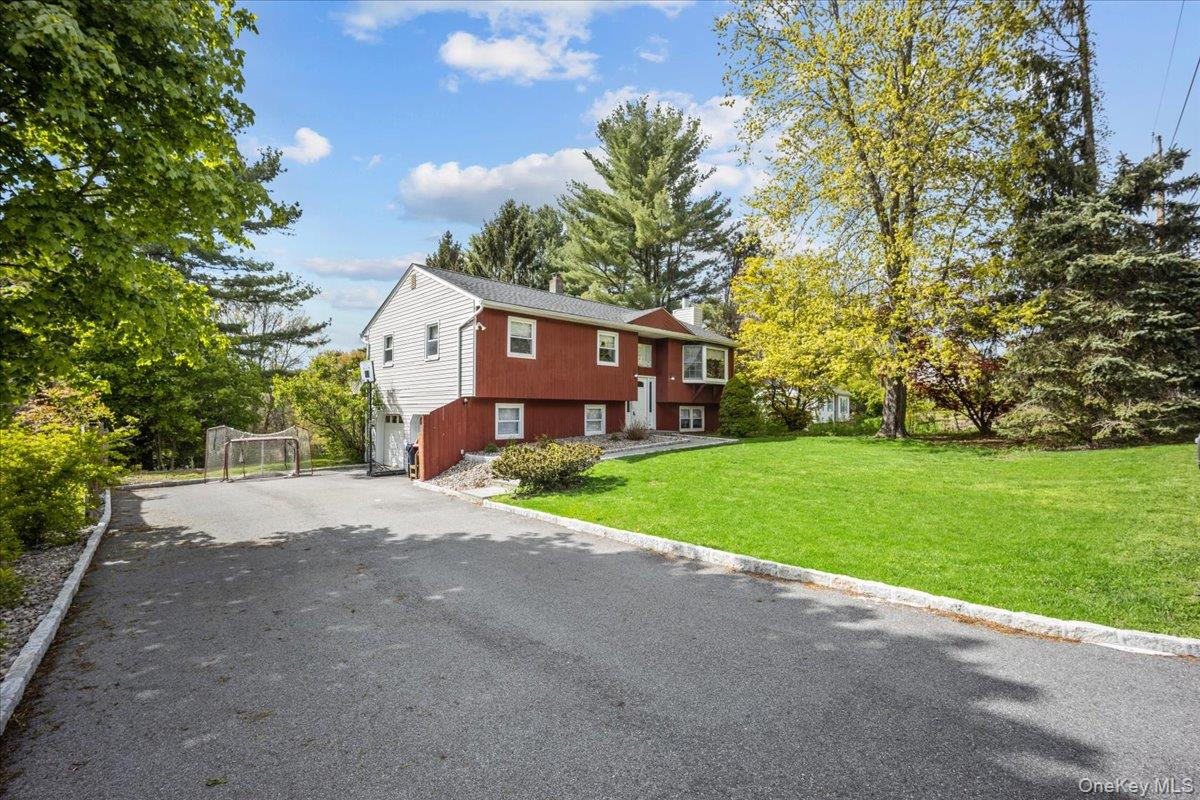 10 Richard Road, Mahopac, NY 10541