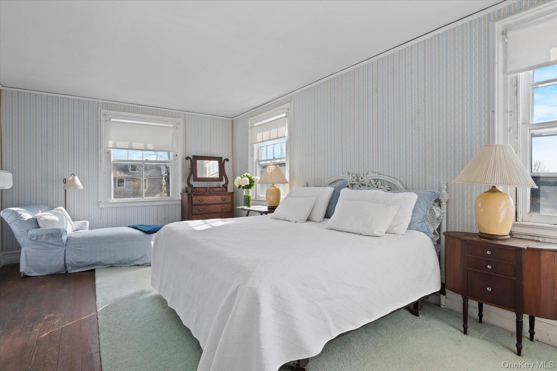 11 Shinnecock Road, Quogue, NY 11959