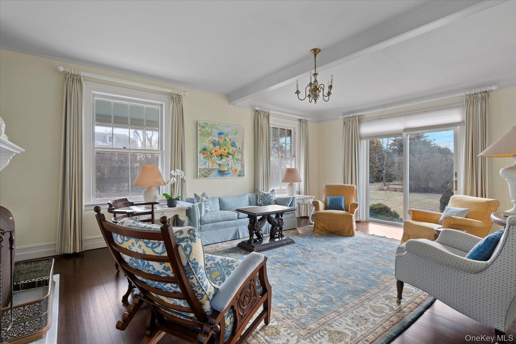 11 Shinnecock Road, Quogue, NY 11959