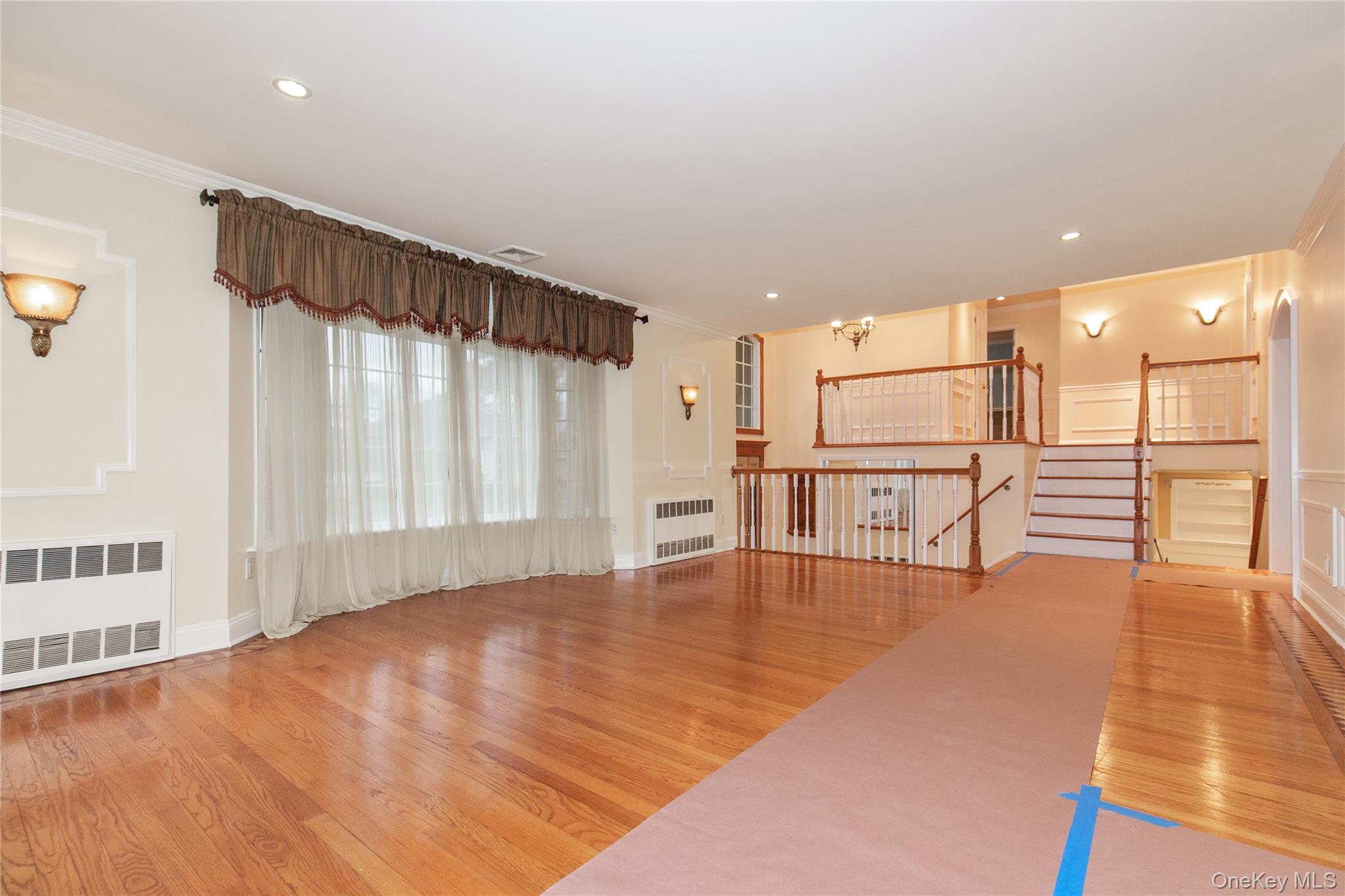 188 Rhododendron Drive, Westbury, NY 11590