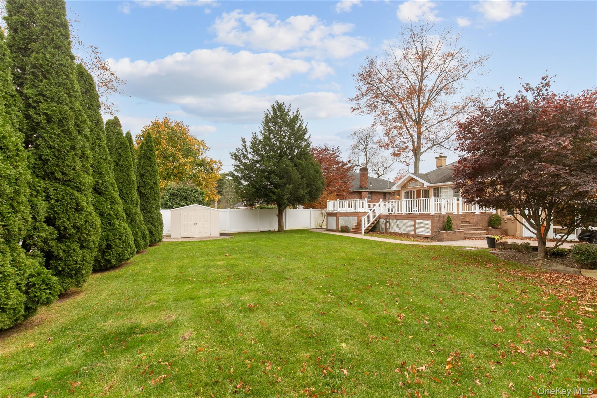 188 Rhododendron Drive, Westbury, NY 11590