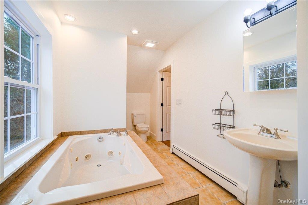 43 North Road, Tillson, NY 12486