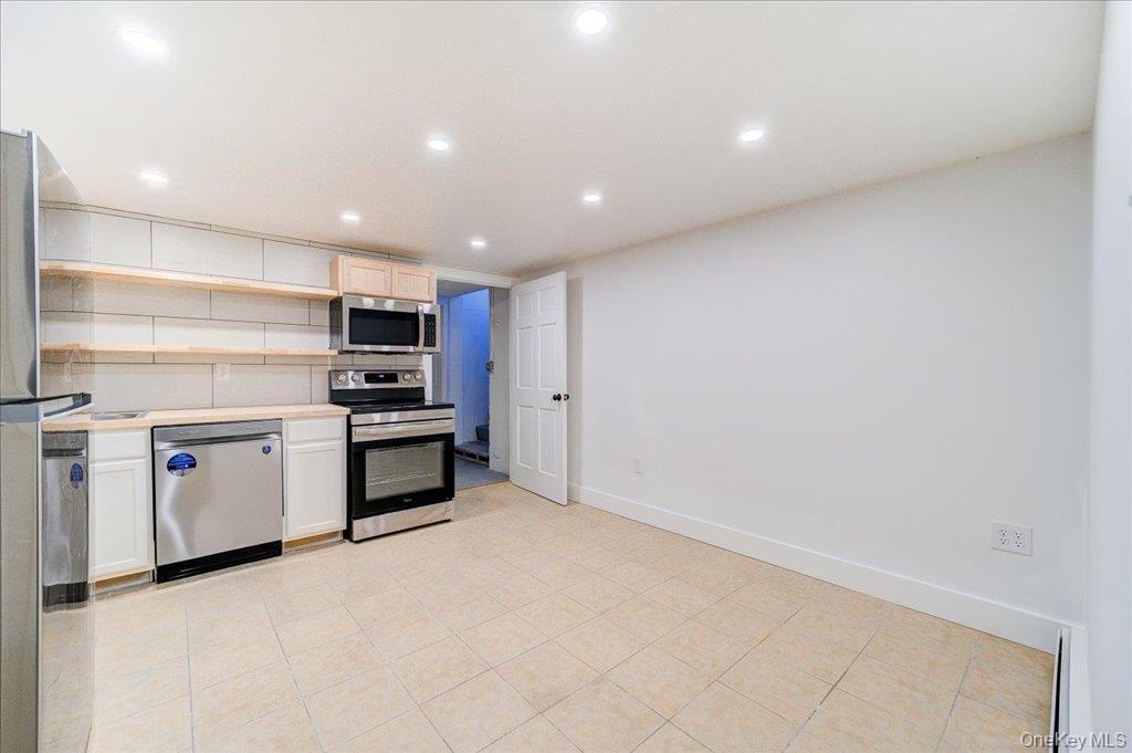 43 North Road, Tillson, NY 12486