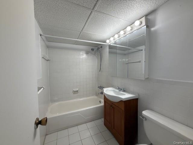 100 Clinton Avenue # 1V, Mineola, NY 11501